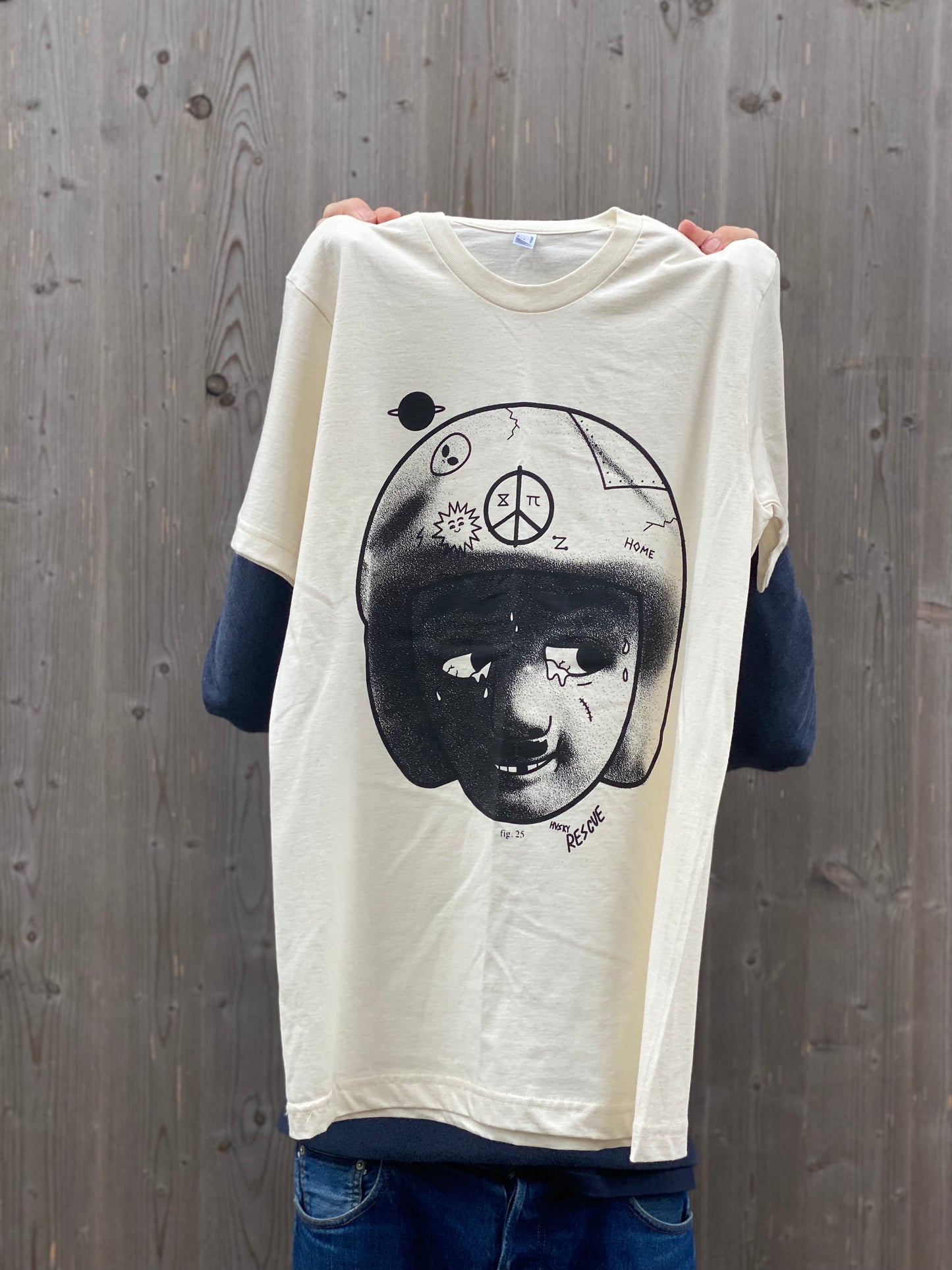 Fig. 25 – Vintage White T-Shirt
